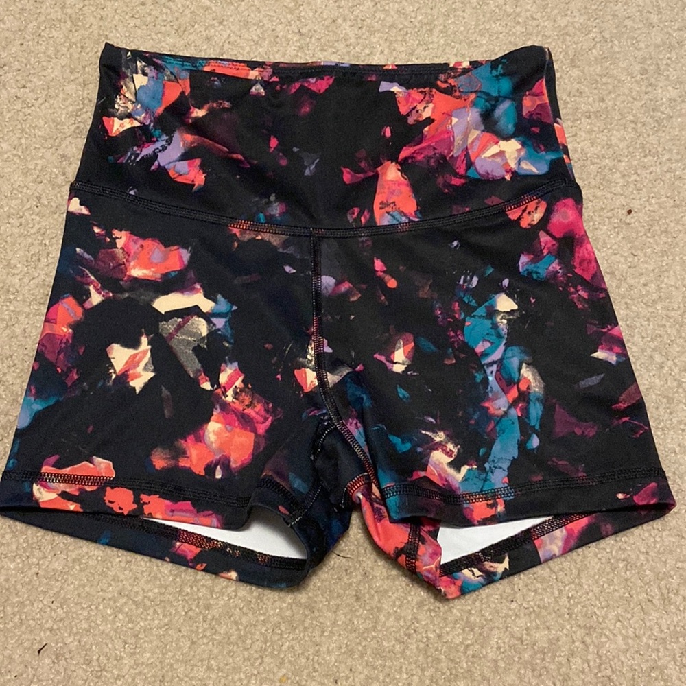 live love dream high waist dance shorts - child medium